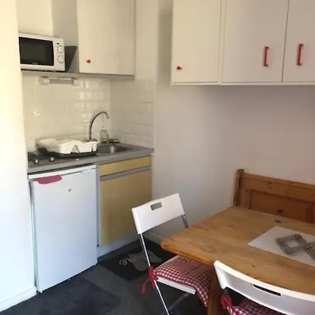 Joli Montagne Au Pied Des Pistes